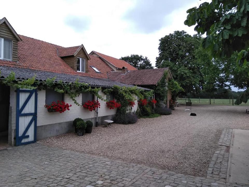 De Blauwe Maaten Neerglabbeek Exterior photo