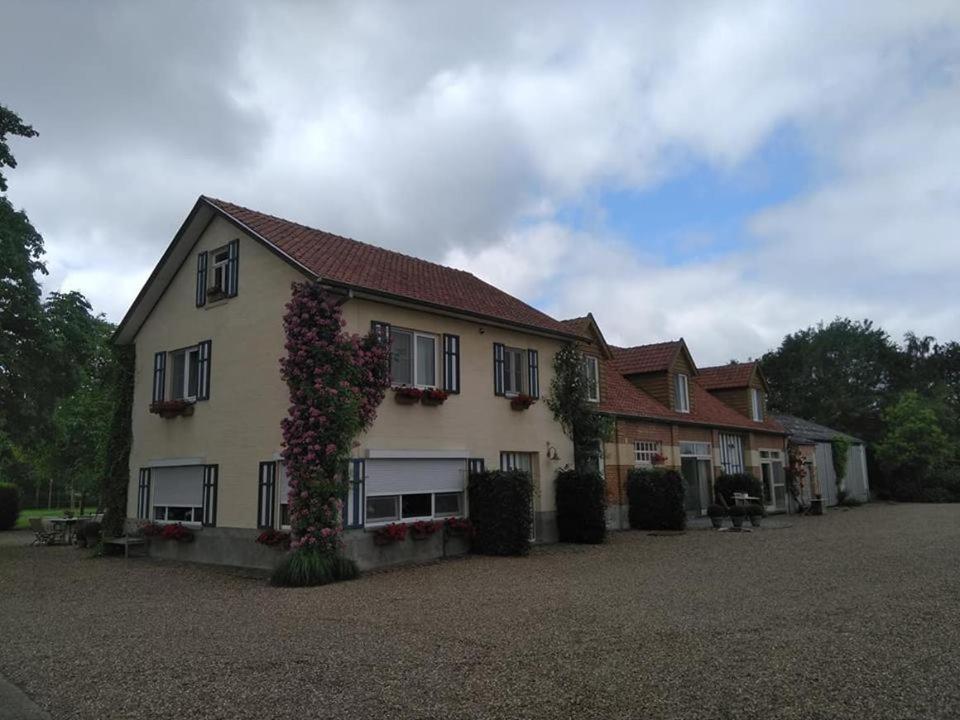 De Blauwe Maaten Neerglabbeek Exterior photo